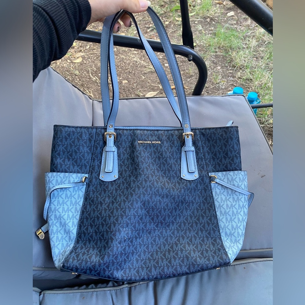 Michael Kors Voyager